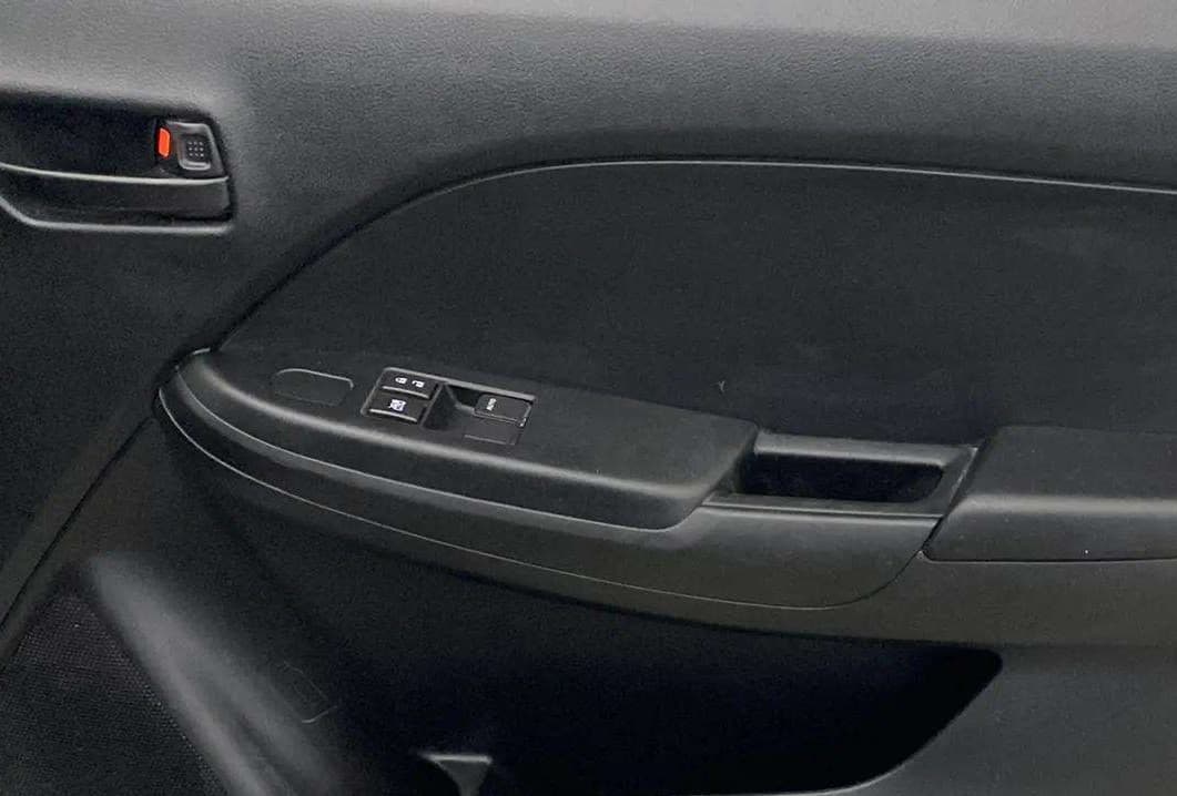 2021 Maruti Baleno SIGMA PETROL 1.2, Petrol, Manual, 51,575 km, Driver Side Door Panels Control