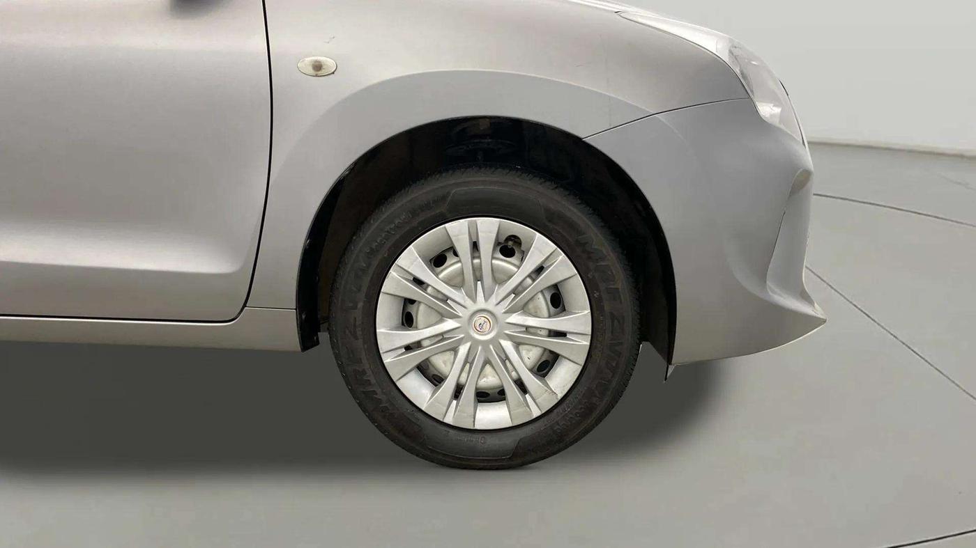 2021 Maruti Baleno SIGMA PETROL 1.2, Petrol, Manual, 51,575 km, Right Front Wheel