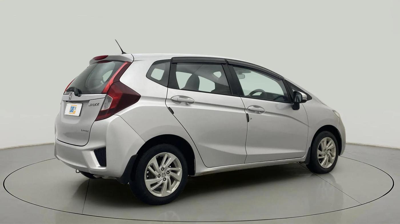 2017 Honda Jazz 1.2L I-VTEC V, Petrol, Manual, 55,722 km, Right Back Diagonal