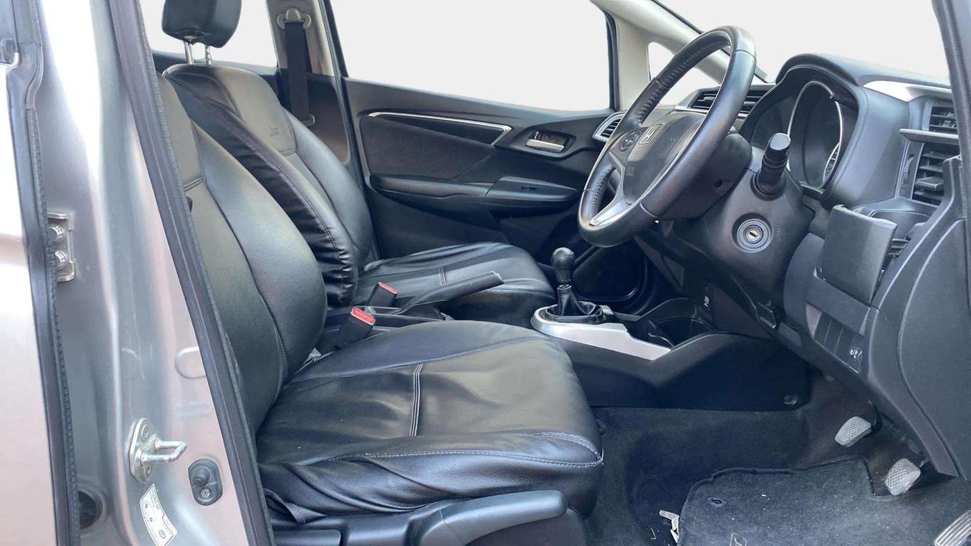 2016 Honda Jazz 1.2L I-VTEC VX, Petrol, Manual, 99,504 km, Right Side Front Door Cabin