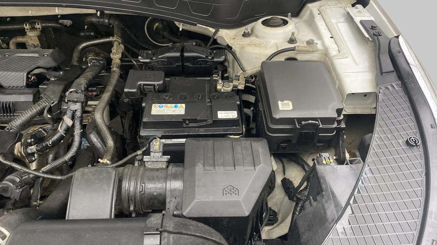 2022 KIA SELTOS HTX 1.5 PETROL, Petrol, Manual, 30,942 km, Engine View - Left