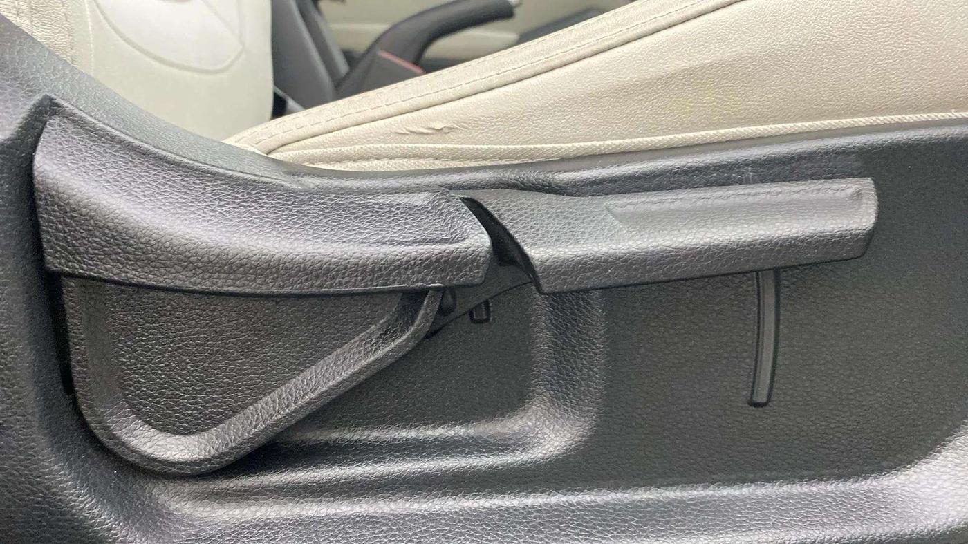 2022 KIA SELTOS HTX 1.5 PETROL, Petrol, Manual, 30,942 km, Driver Side Adjustment Panel