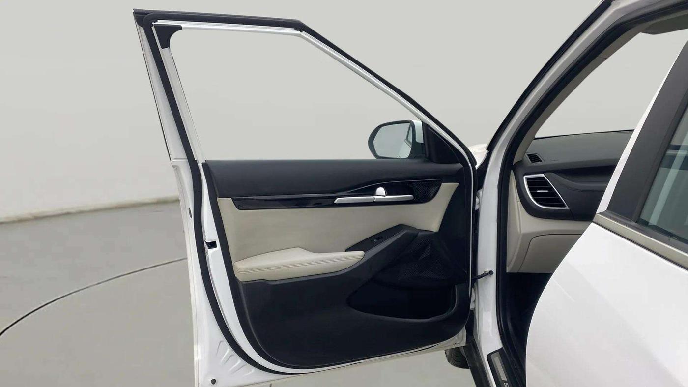 2022 KIA SELTOS HTX 1.5 PETROL, Petrol, Manual, 30,942 km, LHS Front Door