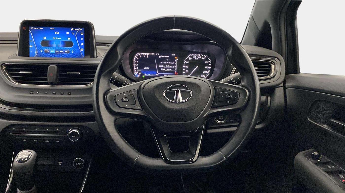 2022 Tata ALTROZ XZ PLUS I-TURBO PETROL DARK EDITION, Petrol, Manual, 40,238 km, Steering Wheel Close Up