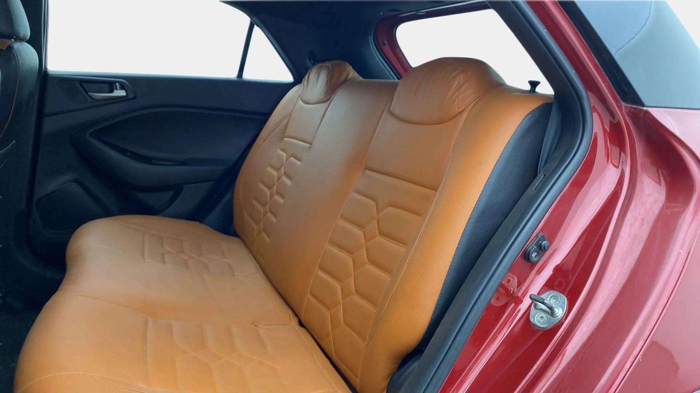 2019 Hyundai i20 Active 1.2 S, Petrol, Manual, 68,142 km, Right Side Rear Door Cabin