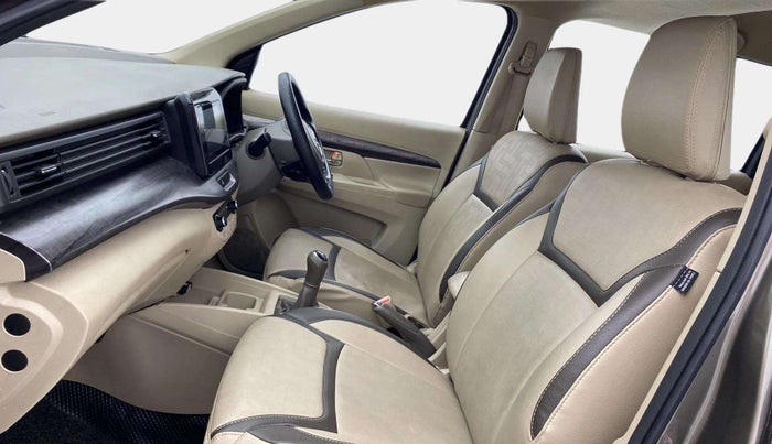 2022 Maruti Ertiga ZXI (O) CNG, CNG, Manual, 35,304 km, Right Side Front Door Cabin