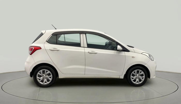 2018 Hyundai Grand i10 MAGNA 1.2 KAPPA VTVT, Petrol, Manual, 52,837 km, Right Side View