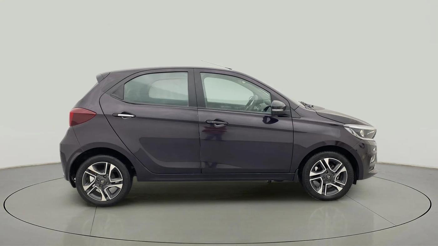 2022 Tata Tiago XZA PLUS PETROL, Petrol, Automatic, 46,608 km, Right Side View