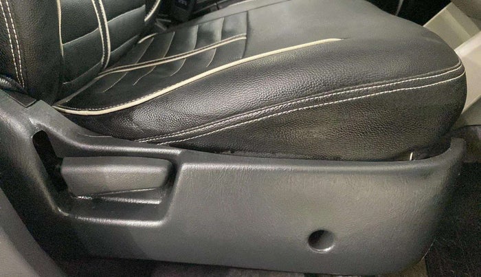 2018 Maruti Alto K10 LXI CNG (AIRBAG), CNG, Manual, 51,246 km, Driver Side Adjustment Panel