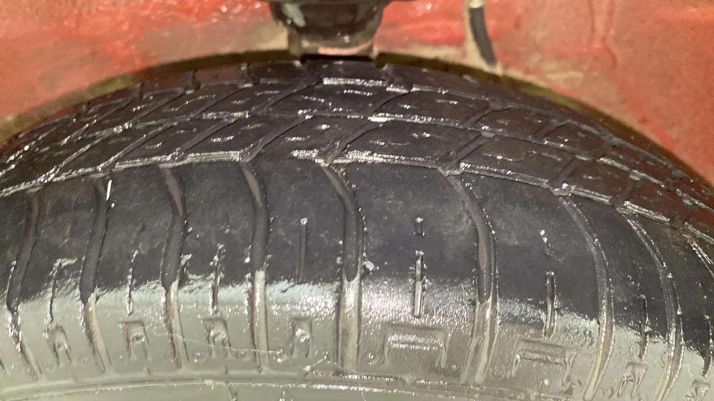 2018 Maruti Alto 800 VXI O, Petrol, Manual, 47,539 km, Left Front Tyre Tread
