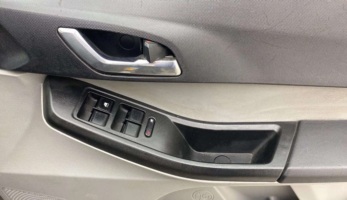 2021 Tata Tiago XZA PLUS PETROL, Petrol, Automatic, 76,076 km, Driver Side Door Panels Control