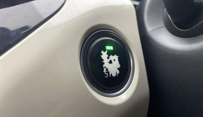 2020 Tata NEXON XZ PLUS PETROL, Petrol, Manual, 34,110 km, Keyless Start/ Stop Button