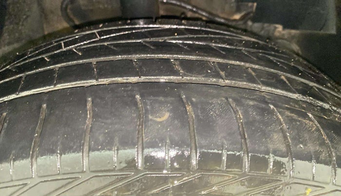 2020 Tata NEXON XZ PLUS PETROL, Petrol, Manual, 34,110 km, Right Front Tyre Tread