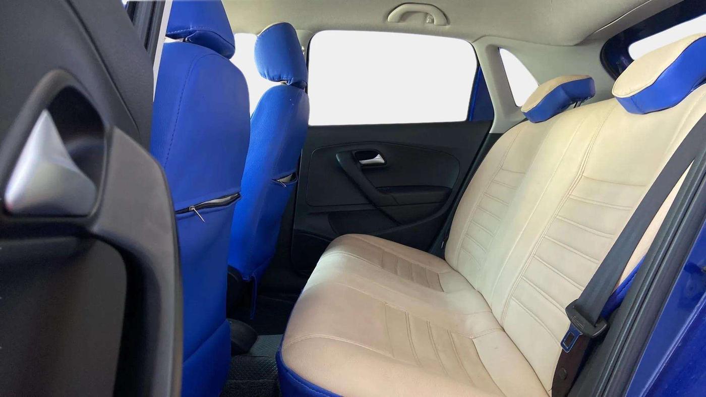 2019 Volkswagen Polo COMFORTLINE 1.0L MPI, Petrol, Manual, 25,740 km, Right Side Rear Door Cabin