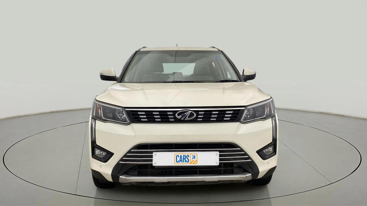 2020 Mahindra XUV300 W8 (O) 1.2 PETROL, Petrol, Manual, 38,599 km, Front