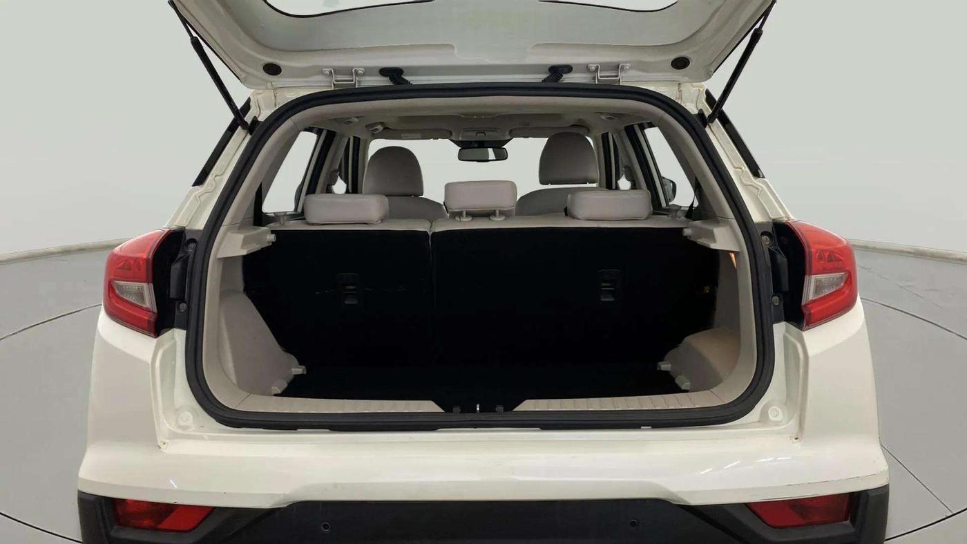 2020 Mahindra XUV300 W8 (O) 1.2 PETROL, Petrol, Manual, 38,599 km, Boot Open Zoomed View