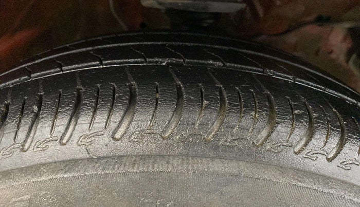 2021 Maruti S PRESSO VXI CNG, CNG, Manual, 66,918 km, Right Front Tyre Tread