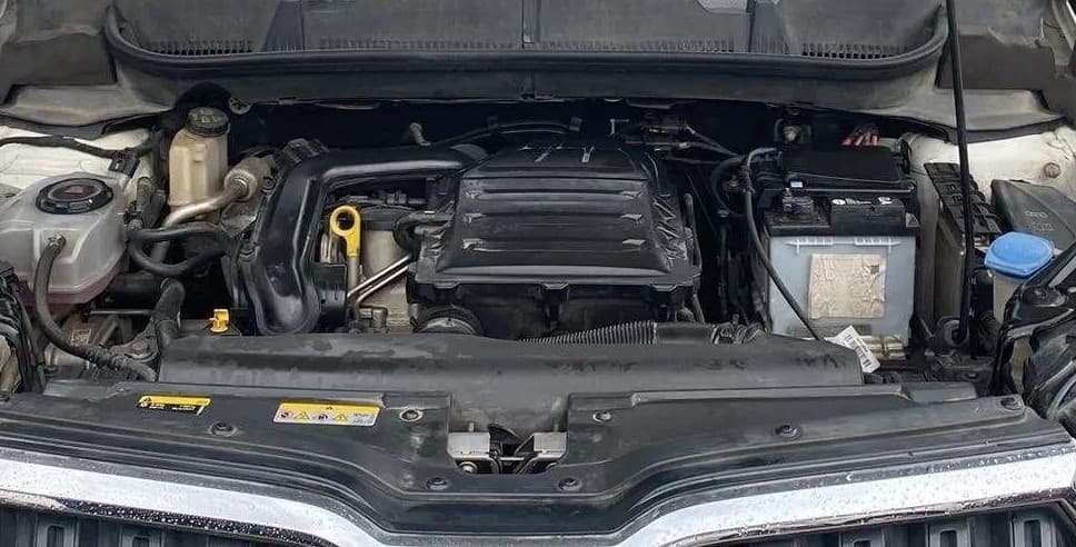 2021 Skoda KUSHAQ AMBITION 1.0L TSI AT, Petrol, Automatic, 35,569 km, Open Bonet