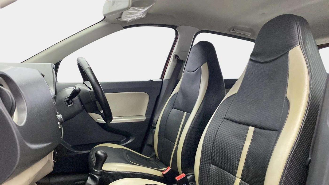 2016 Maruti Alto K10 VXI, Petrol, Manual, 60,574 km, Right Side Front Door Cabin