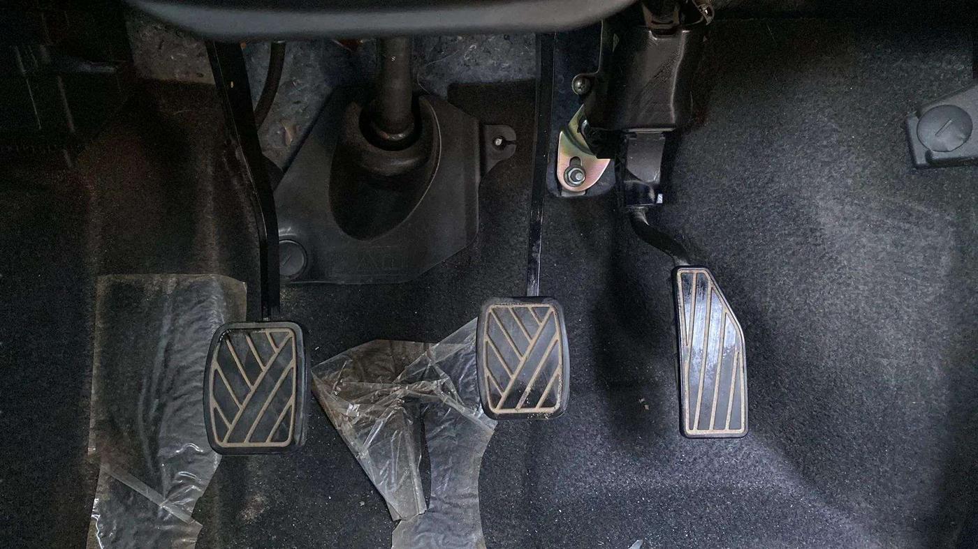 2019 Maruti New Wagon-R VXI 1.0, Petrol, Manual, 31,421 km, Pedals