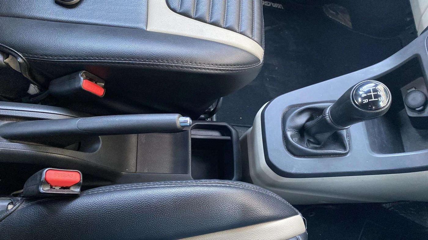 2019 Maruti New Wagon-R VXI 1.0, Petrol, Manual, 31,421 km, Gear Lever