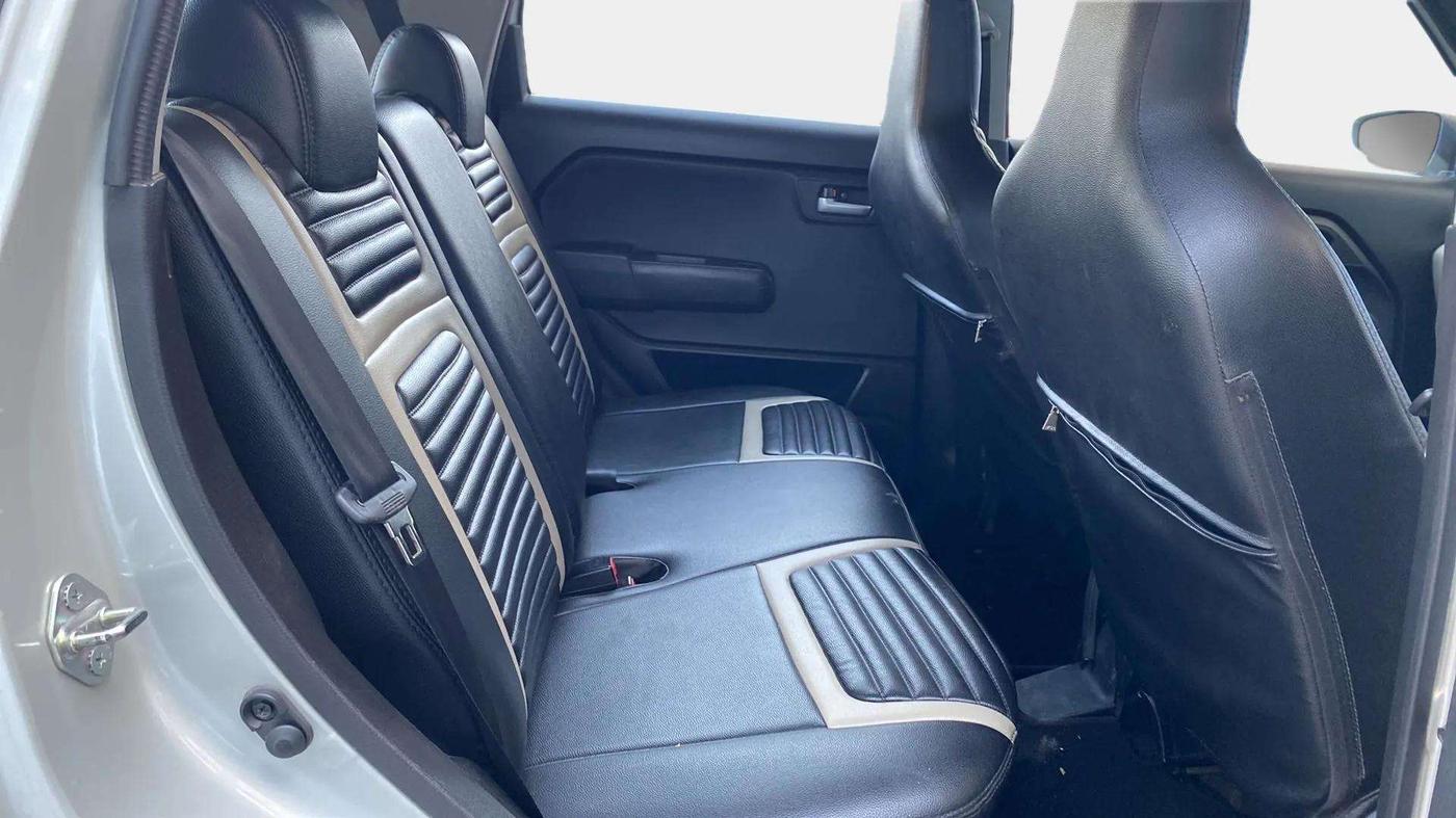 2019 Maruti New Wagon-R VXI 1.0, Petrol, Manual, 31,421 km, Right Side Rear Door Cabin