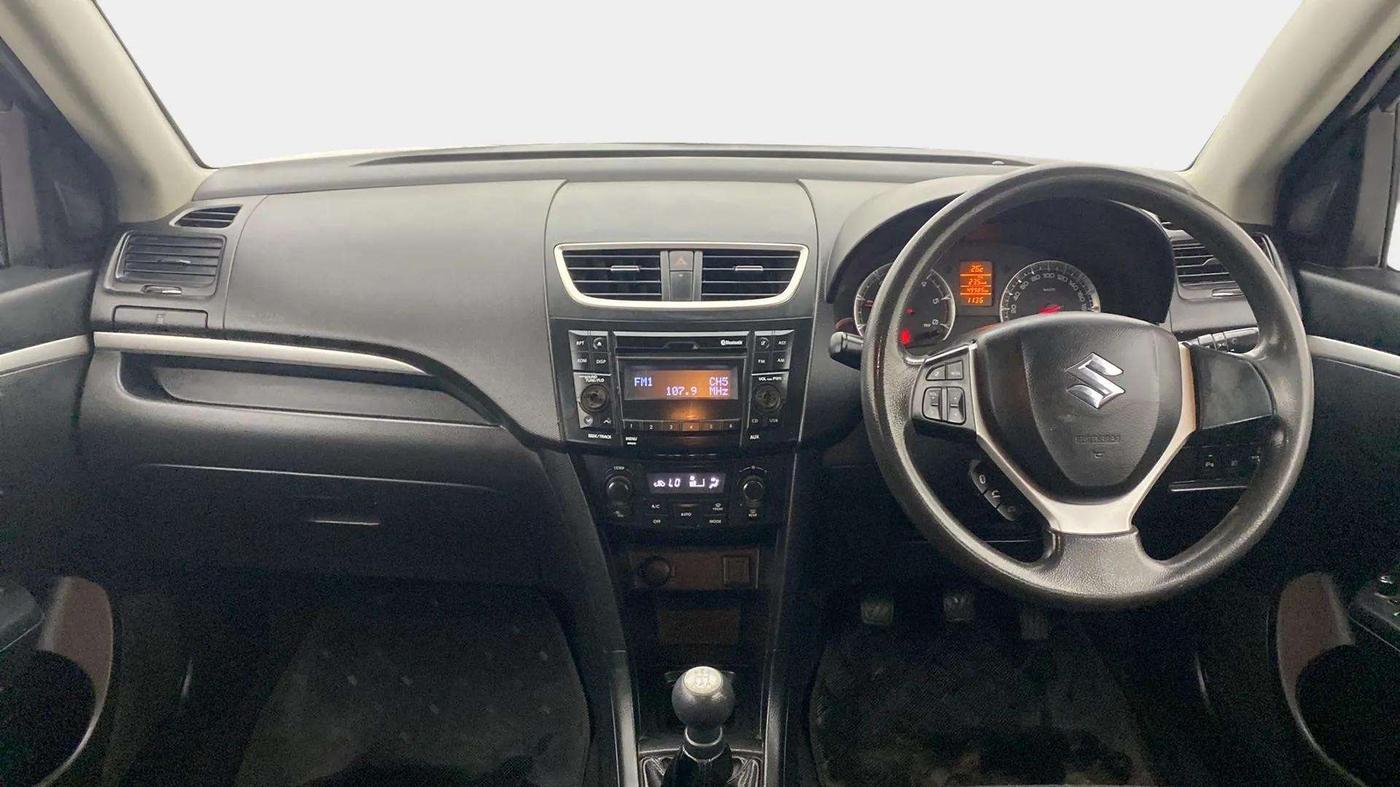2014 Maruti Swift ZDI, Diesel, Manual, 50,021 km, Dashboard