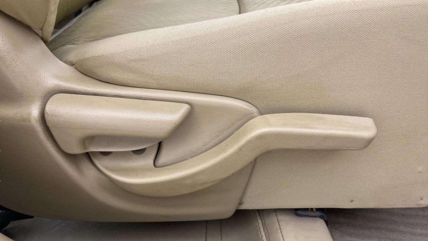 2015 Honda Amaze 1.2L I-VTEC S, Petrol, Manual, 81,528 km, Driver Side Adjustment Panel