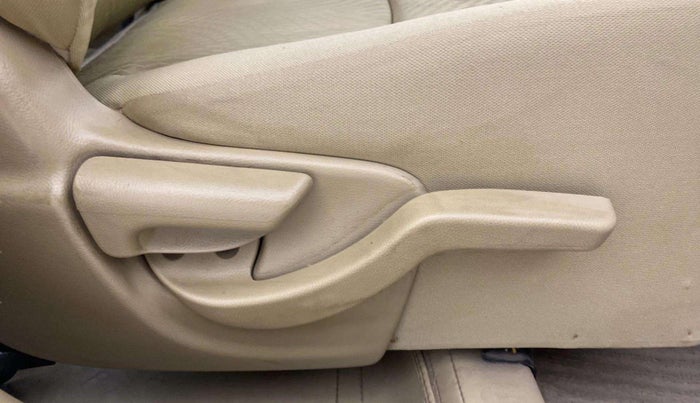 2015 Honda Amaze 1.2L I-VTEC S, Petrol, Manual, 81,528 km, Driver Side Adjustment Panel