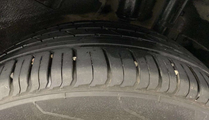 2021 Tata NEXON XM SUNROOF PETROL, Petrol, Manual, 79,898 km, Left Rear Tyre Tread