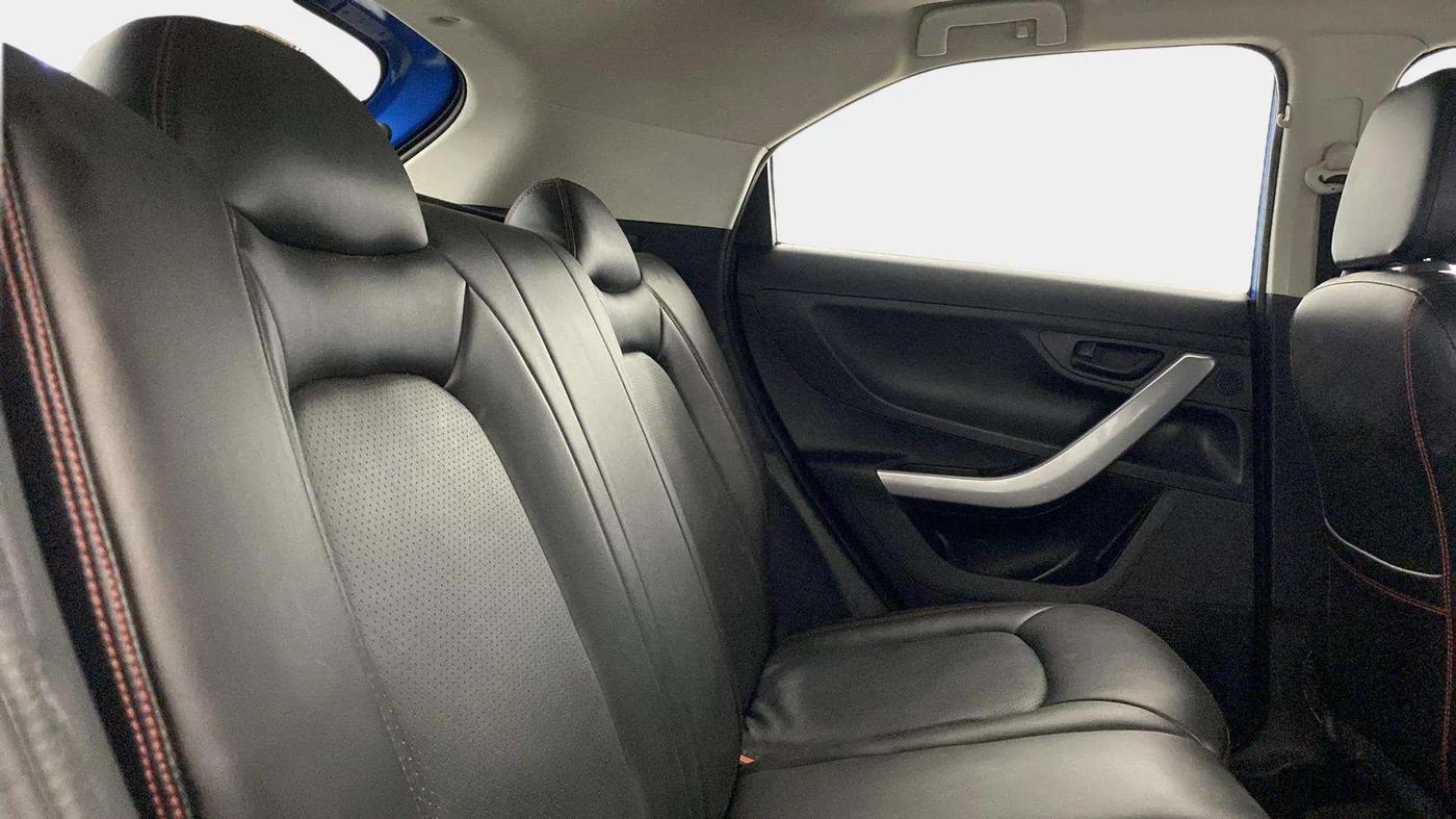 2021 Tata NEXON XM SUNROOF PETROL, Petrol, Manual, 79,898 km, Right Side Rear Door Cabin