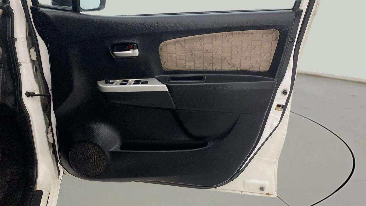2015 Maruti Wagon R 1.0 VXI, Petrol, Manual, 24,448 km, Driver Side Door Panels Control