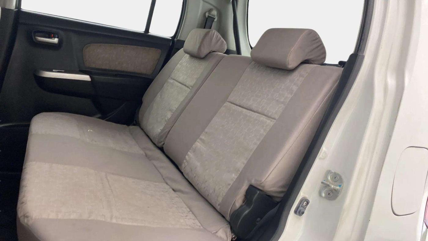 2015 Maruti Wagon R 1.0 VXI, Petrol, Manual, 24,448 km, Right Side Rear Door Cabin