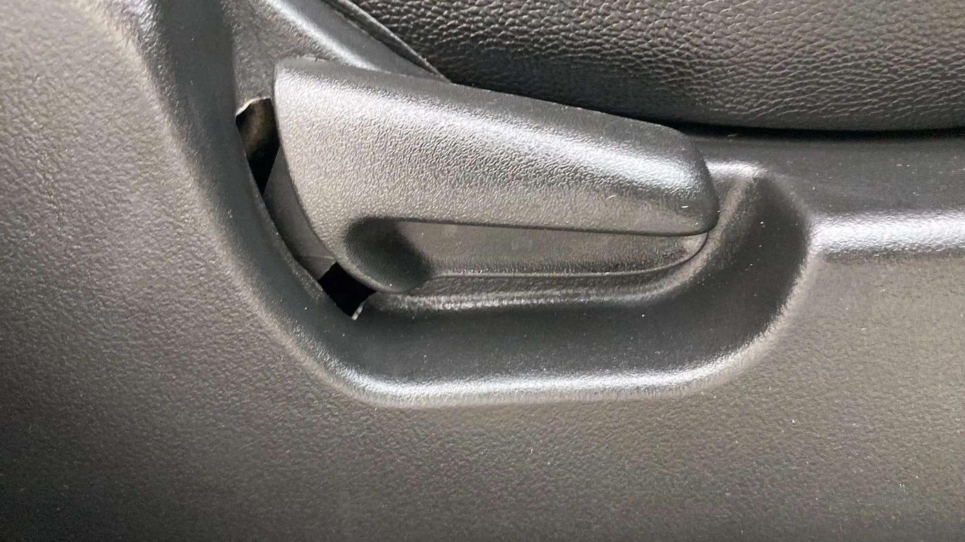 2017 Maruti Wagon R 1.0 VXI+ AMT, Petrol, Automatic, 29,612 km, Driver Side Adjustment Panel