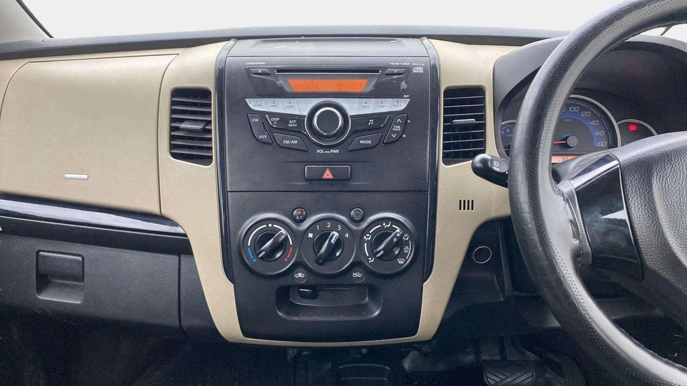 2017 Maruti Wagon R 1.0 VXI+ AMT, Petrol, Automatic, 29,612 km, Air Conditioner