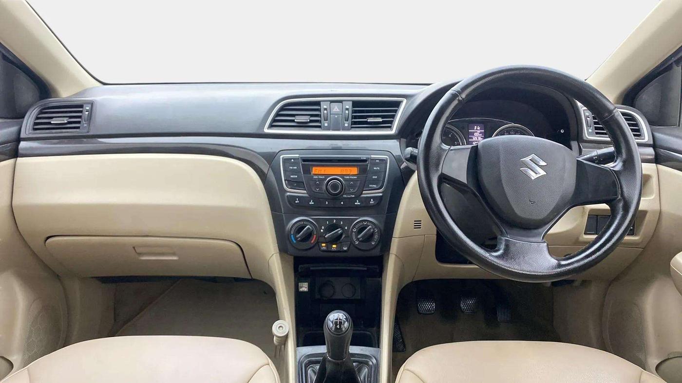 2015 Maruti Ciaz VDI, Diesel, Manual, 74,731 km, Dashboard