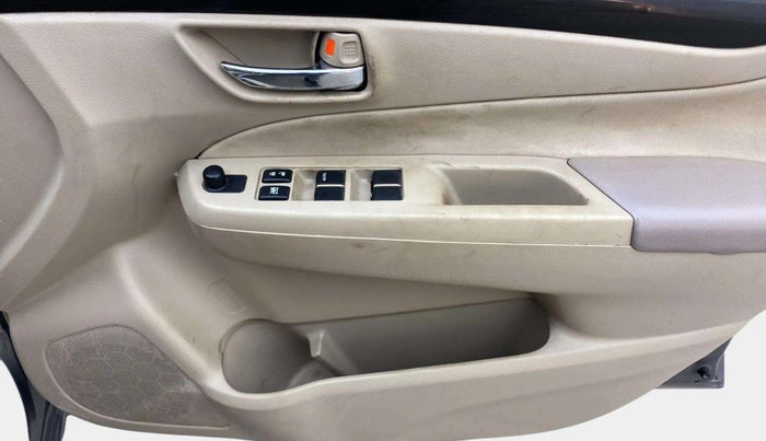 2015 Maruti Ciaz VDI, Diesel, Manual, 72,668 km, Driver Side Door Panels Control