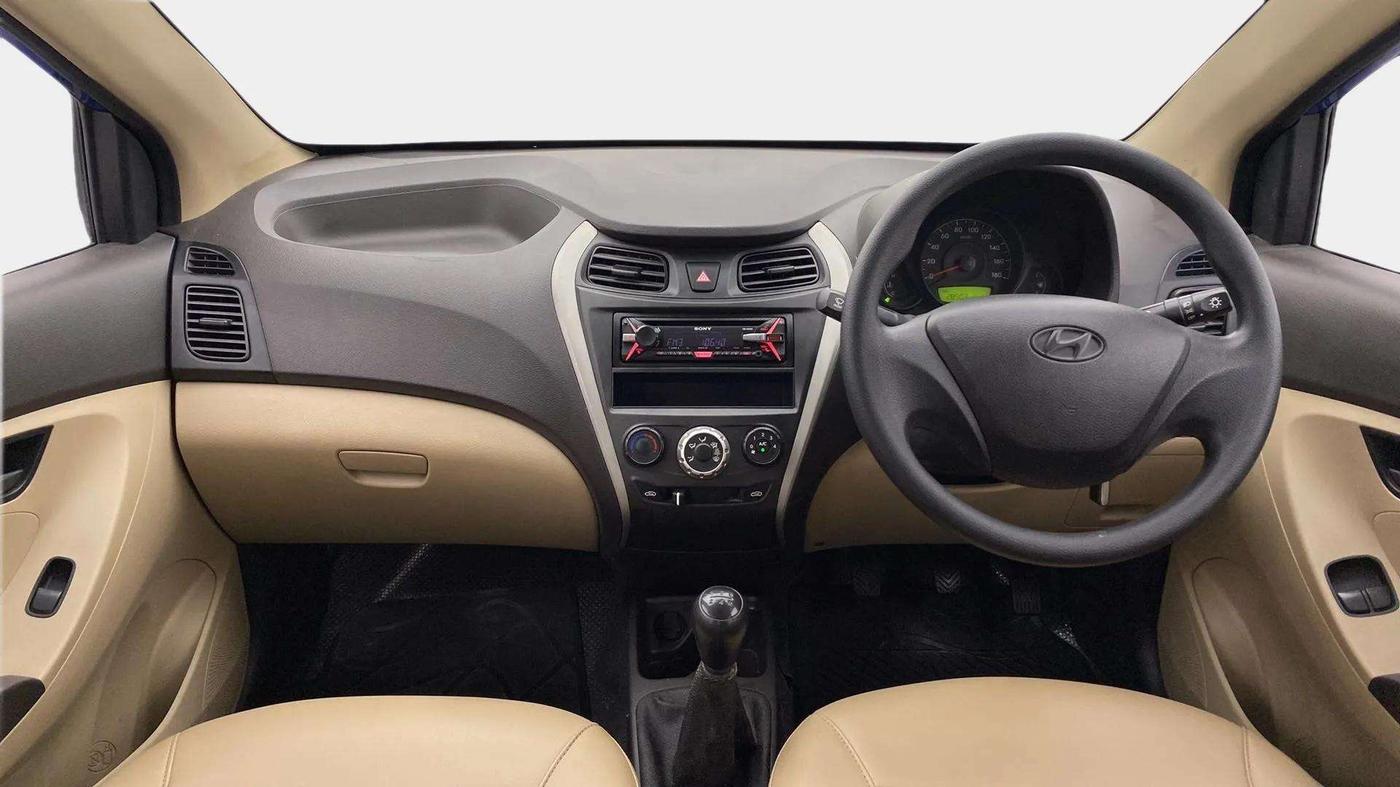 2016 Hyundai Eon ERA +, Petrol, Manual, 28,573 km, Dashboard