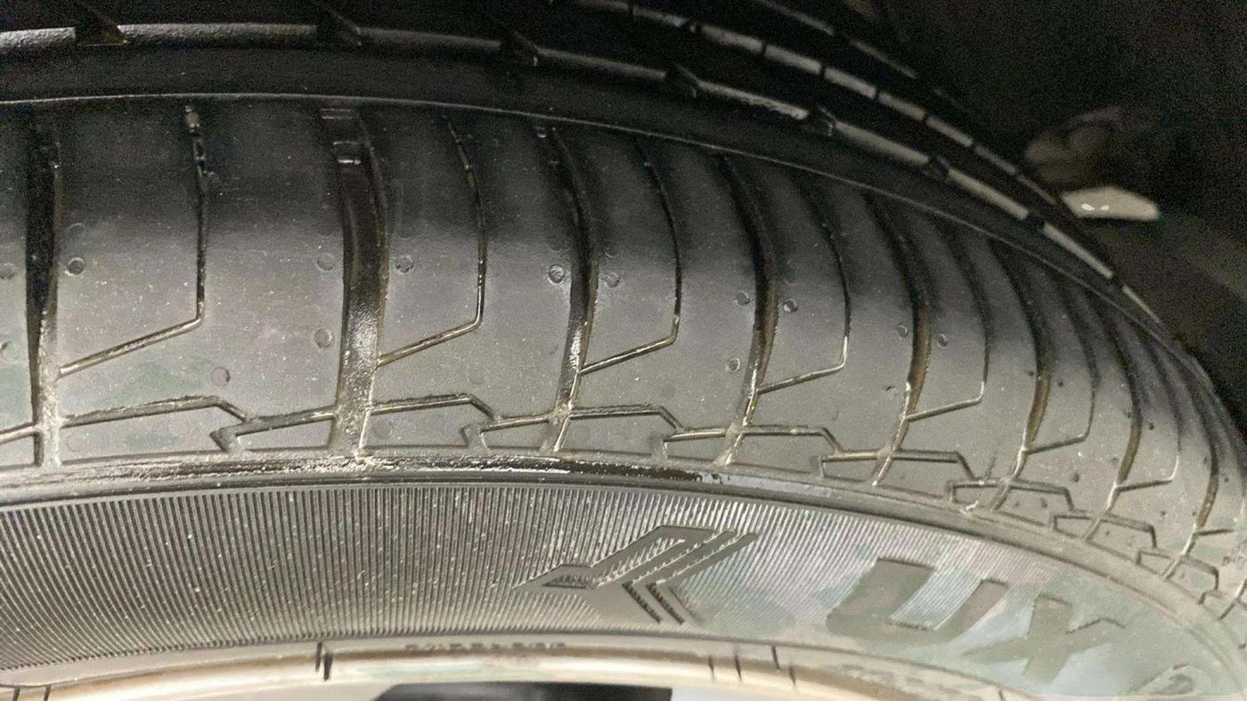 2017 Hyundai Creta SX PLUS AT 1.6 PETROL, Petrol, Automatic, 54,816 km, Left Front Tyre Tread