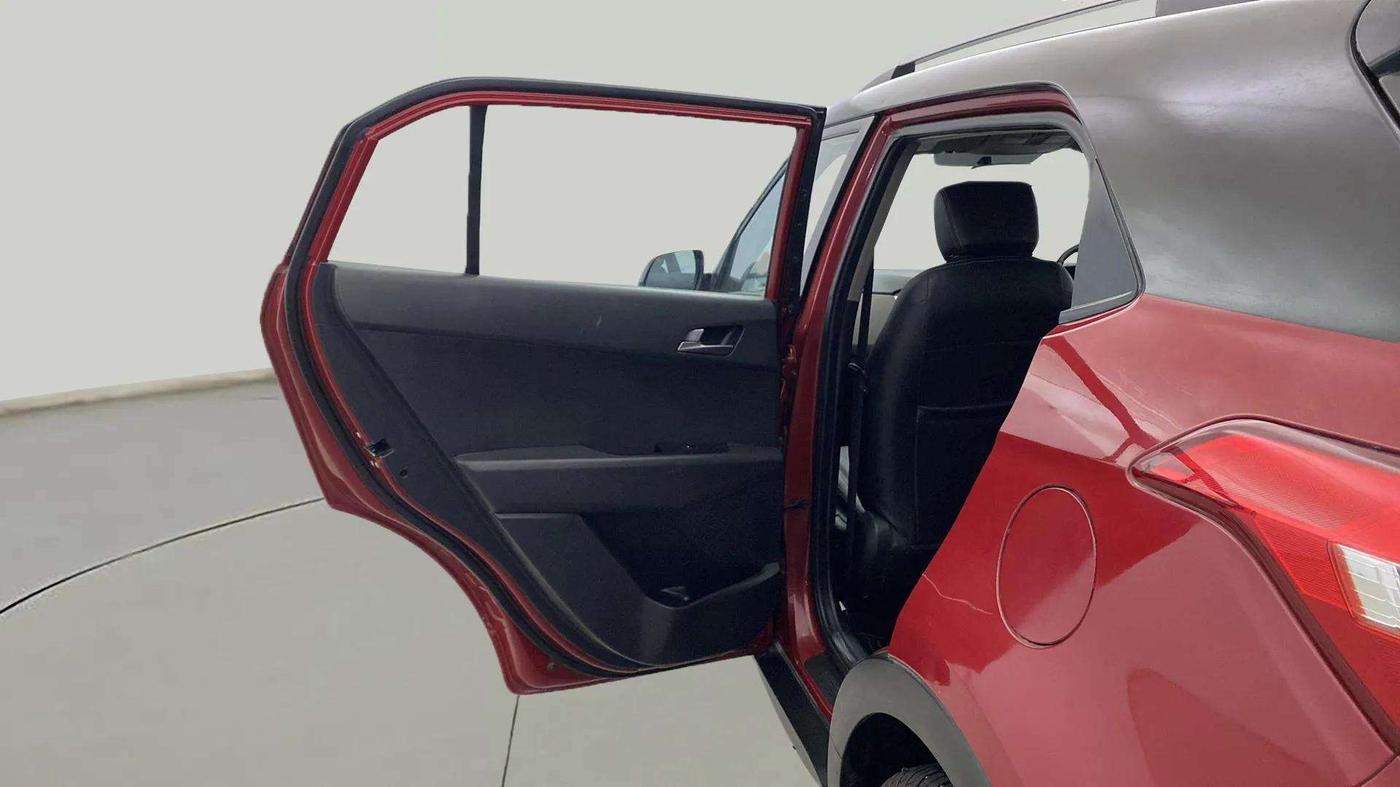2017 Hyundai Creta SX PLUS AT 1.6 PETROL, Petrol, Automatic, 54,816 km, LHS Rear Door