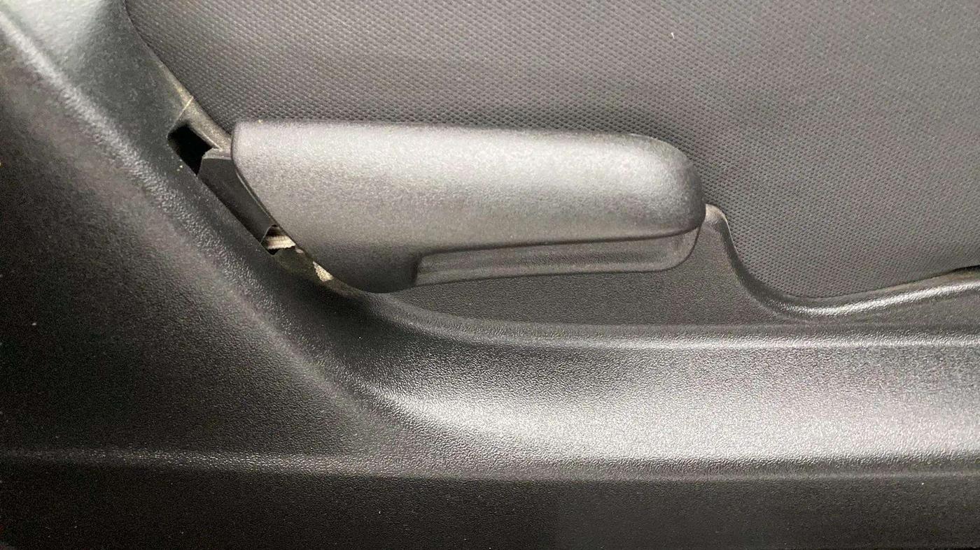 2020 Maruti Vitara Brezza VXI AT SHVS, Petrol, Automatic, 53,893 km, Driver Side Adjustment Panel