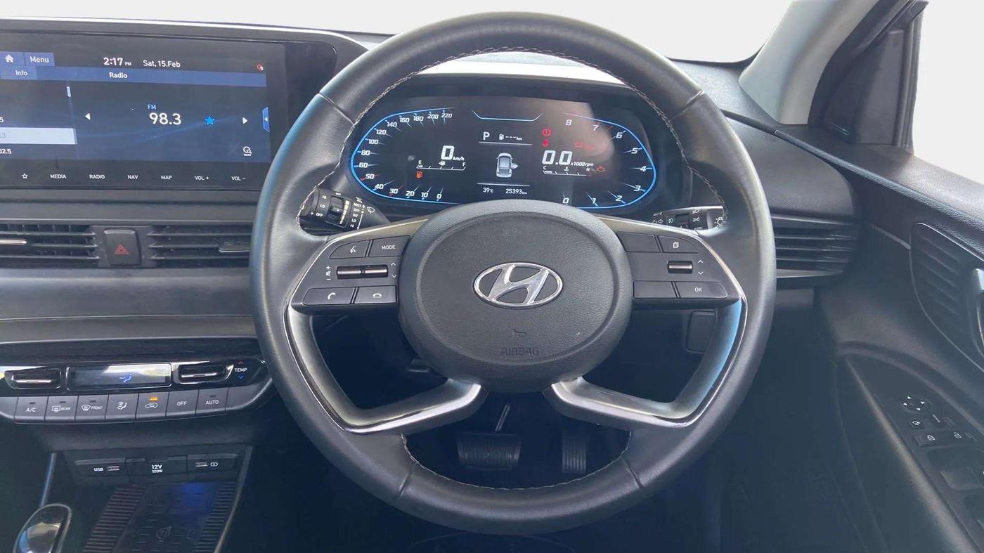 2021 Hyundai NEW I20 ASTA 1.2 AT, Petrol, Automatic, 25,420 km, Steering Wheel Close Up