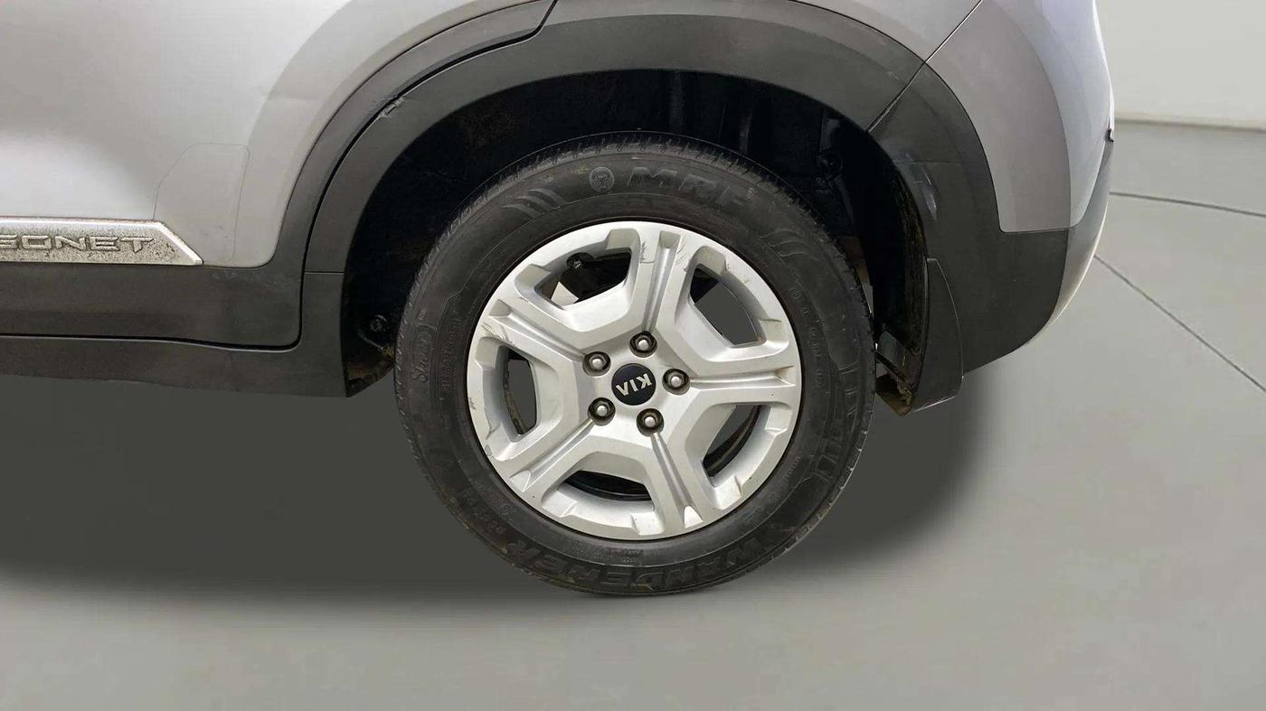 2020 KIA SONET HTK PLUS 1.2, Petrol, Manual, 54,886 km, Left Rear Wheel