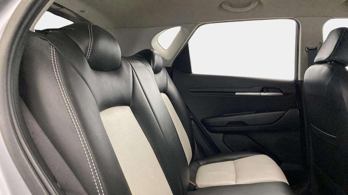 2020 KIA SONET HTK PLUS 1.2, Petrol, Manual, 54,886 km, Right Side Rear Door Cabin