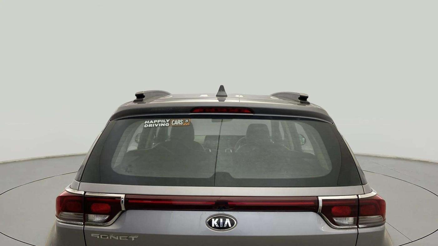 2020 KIA SONET HTK PLUS 1.2, Petrol, Manual, 54,886 km, Rear Windshield