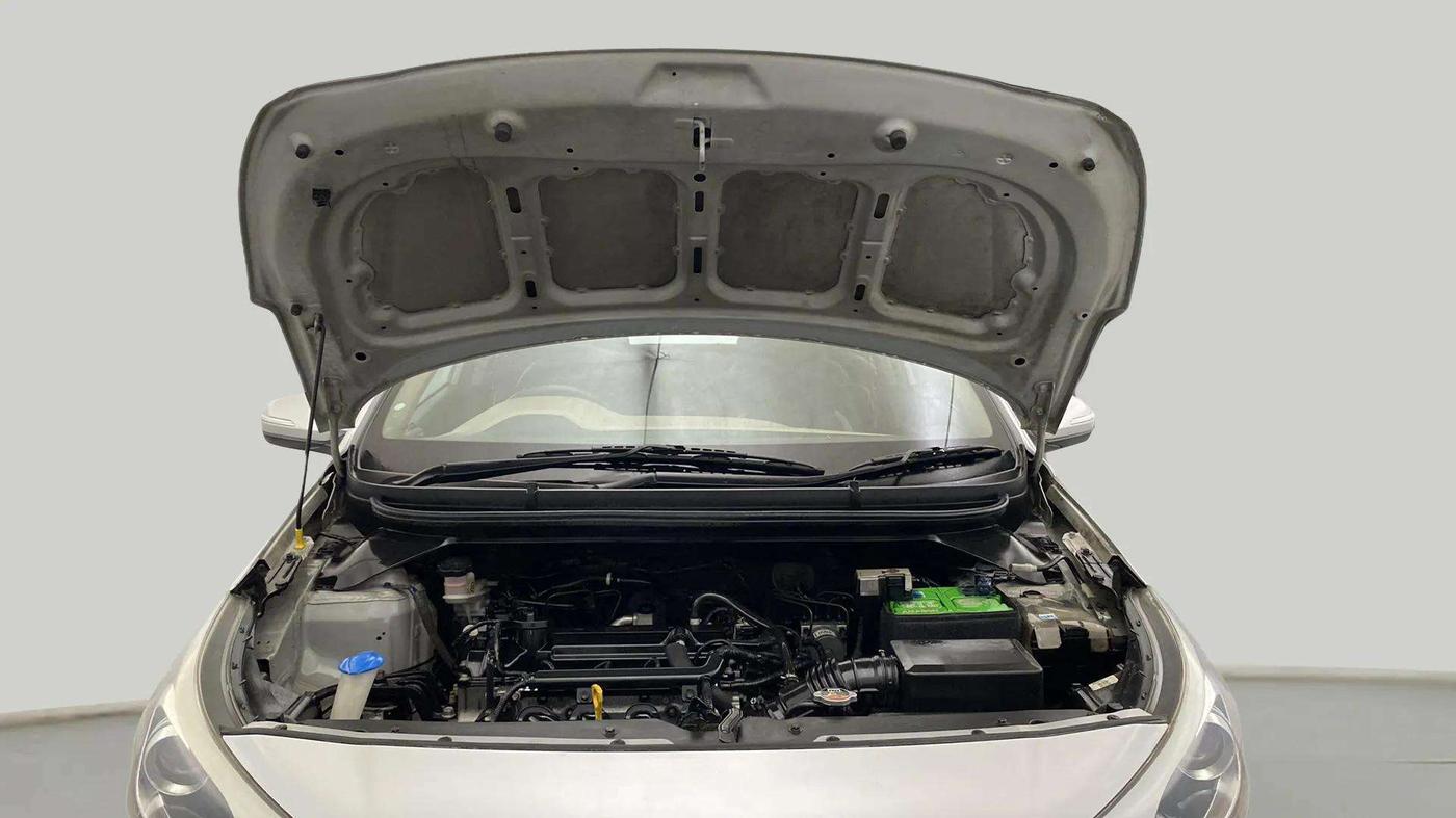 2016 Hyundai Elite i20 ASTA 1.2 (O), Petrol, Manual, 37,859 km, Open Bonet