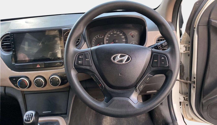 2015 Hyundai Xcent S 1.2, Petrol, Manual, 91,616 km, Steering Wheel Close Up