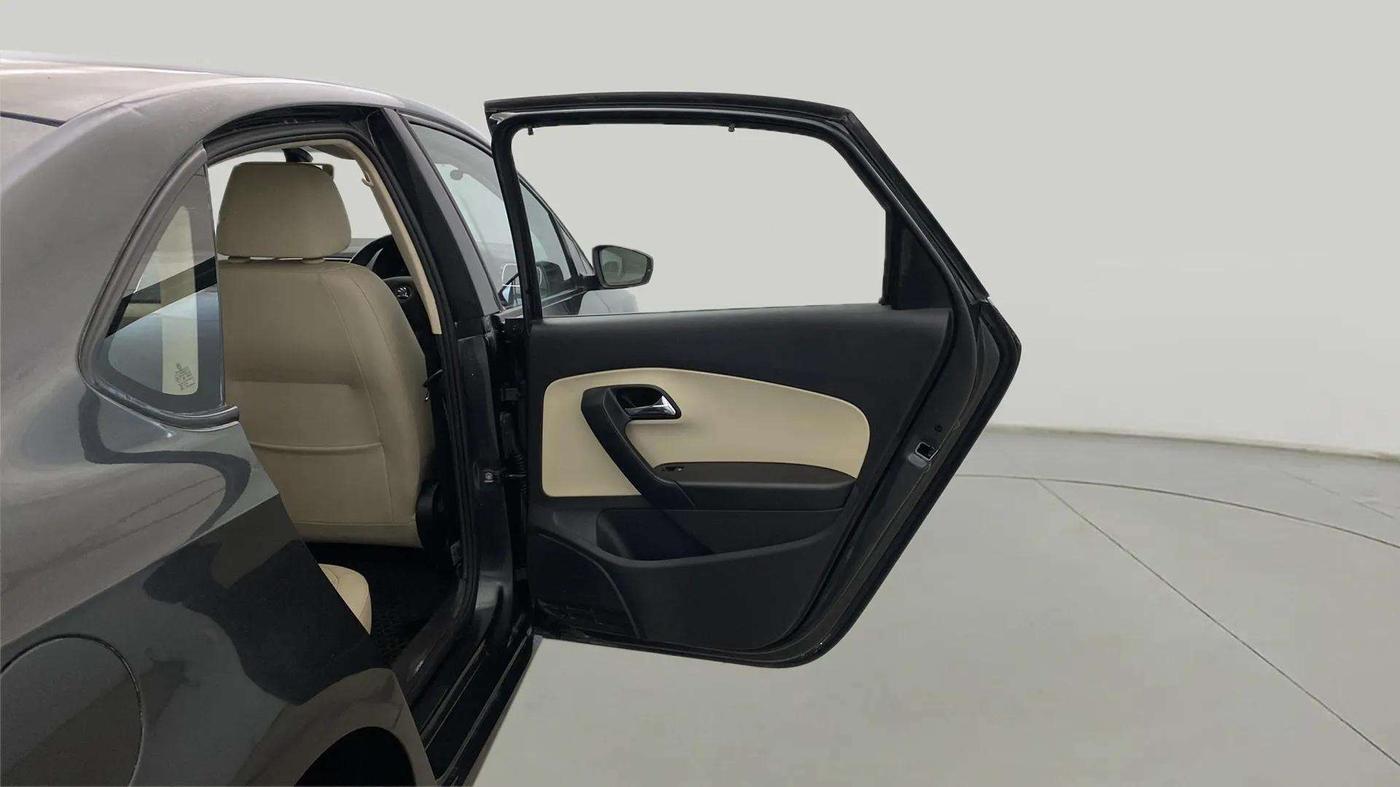 2017 Skoda Rapid STYLE 1.6 MPI, Petrol, Manual, 37,214 km, RHS Rear Door