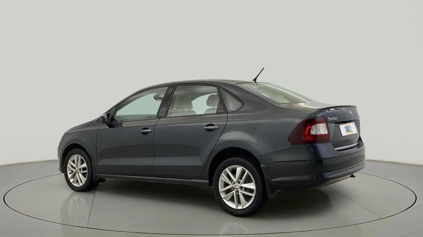 2017 Skoda Rapid STYLE 1.6 MPI, Petrol, Manual, 37,214 km, Left Back Diagonal