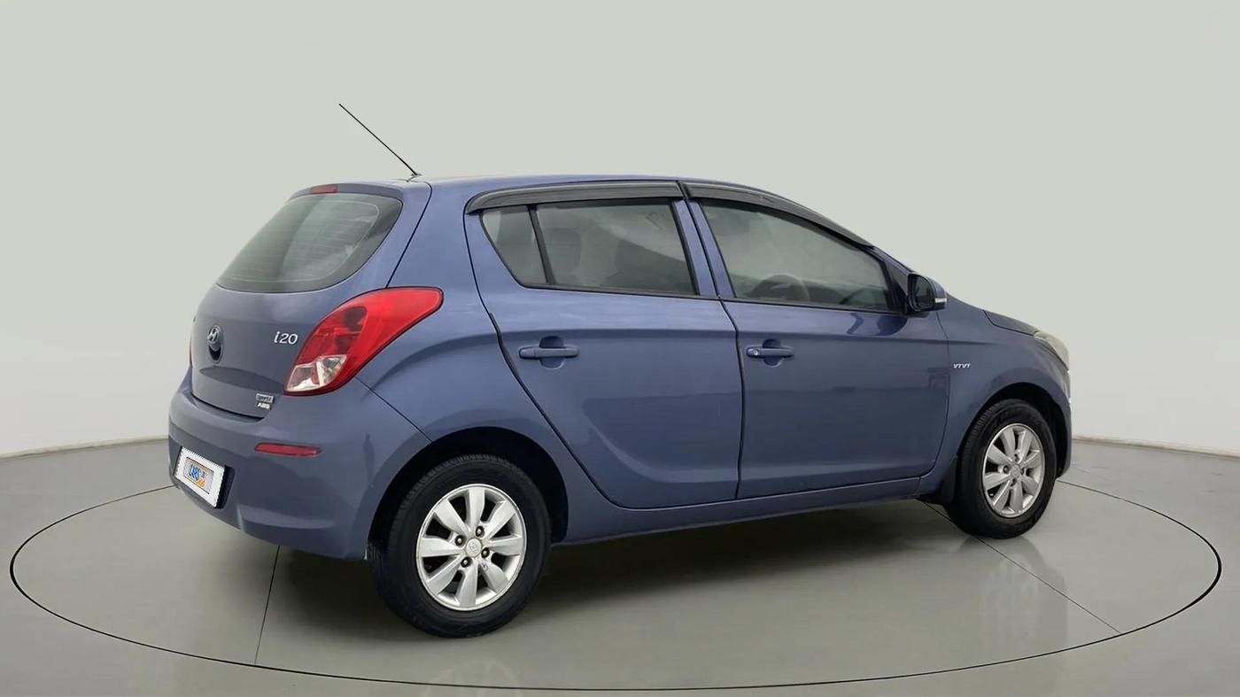 2014 Hyundai i20 SPORTZ 1.2, Petrol, Manual, 62,082 km, Right Back Diagonal